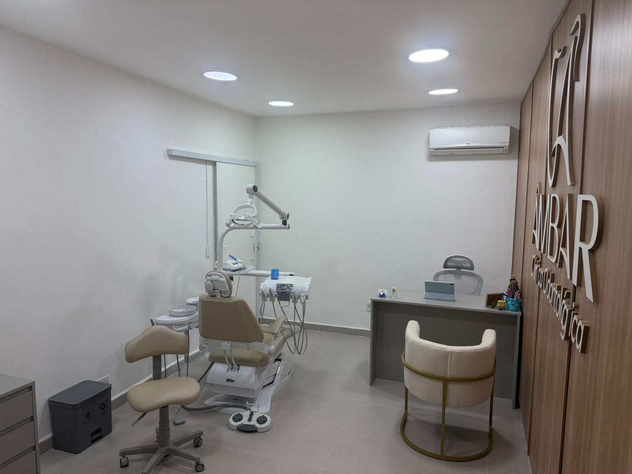 Âmbar Clínica Odontológica